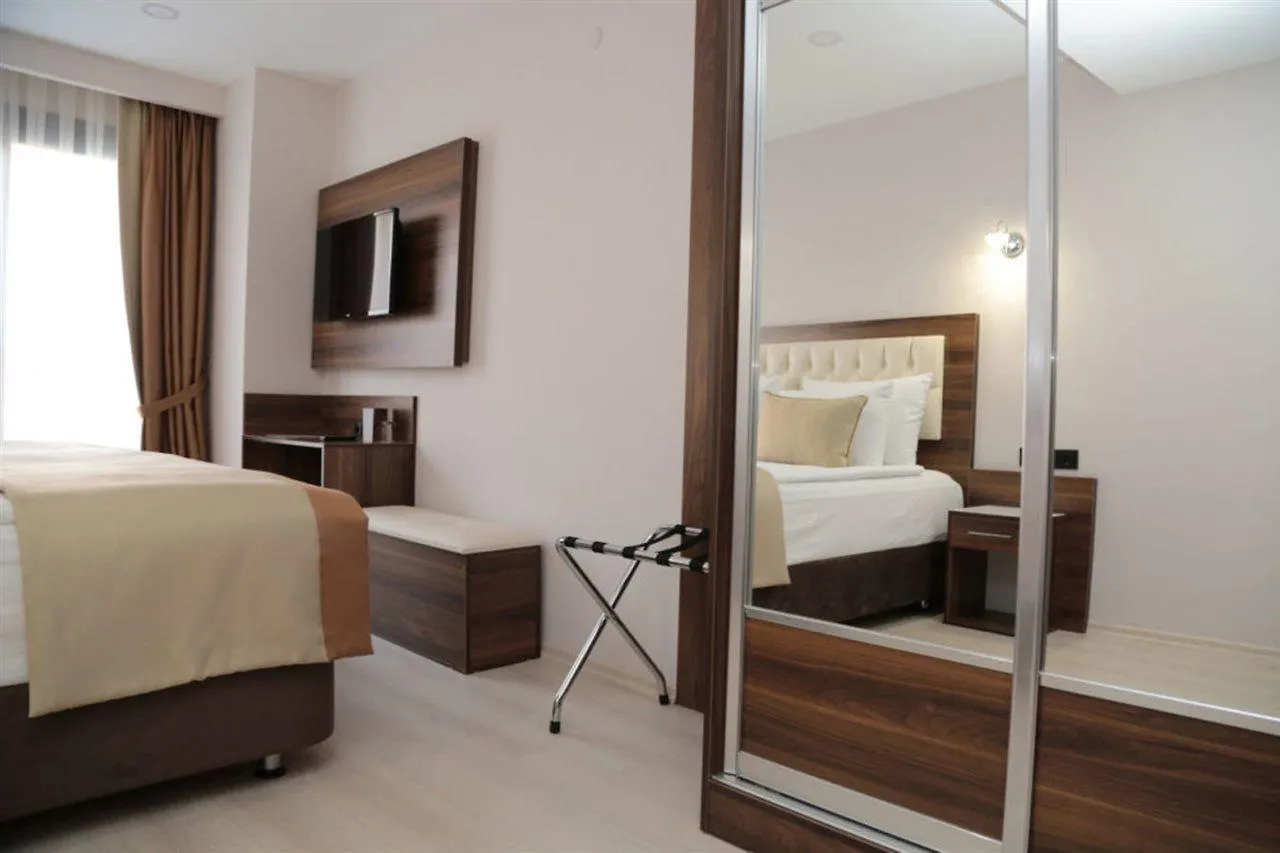***  Hotel Paris Prestige Izmir Turkey