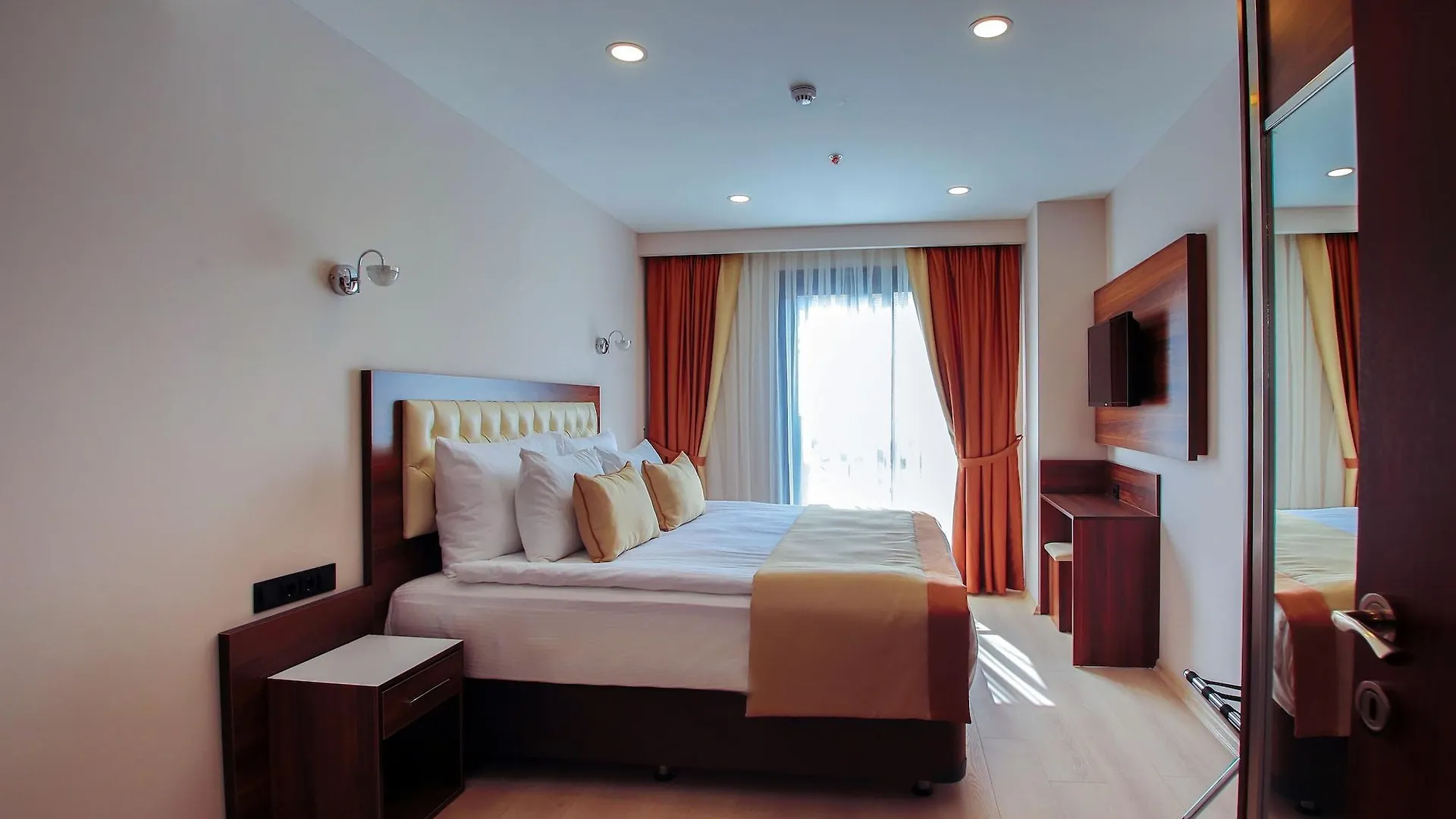 Hotel Paris Prestige Izmir